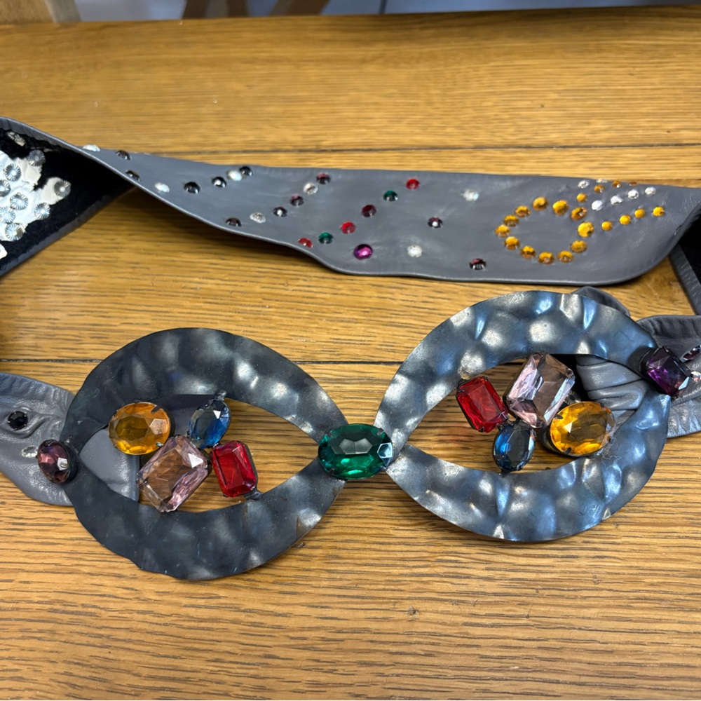 Vintage Gem Embellished Gray Belt